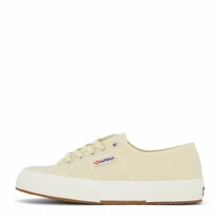 2750 Cotu Classic Beige Light Eggshell