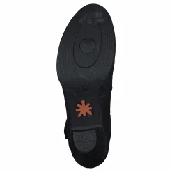 933 Harlem Black