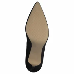 Barett Black