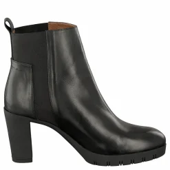 Beta Black
