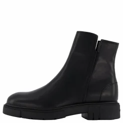 Blessed Ii W Black