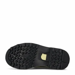 Caribou 011 Black