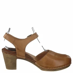 Carlos Tan 31