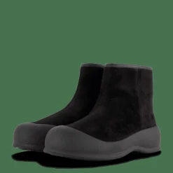 Carsey-w Black