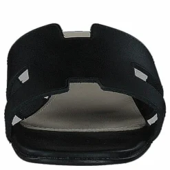 Claire Plain Black