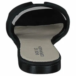 Claire Plain Black