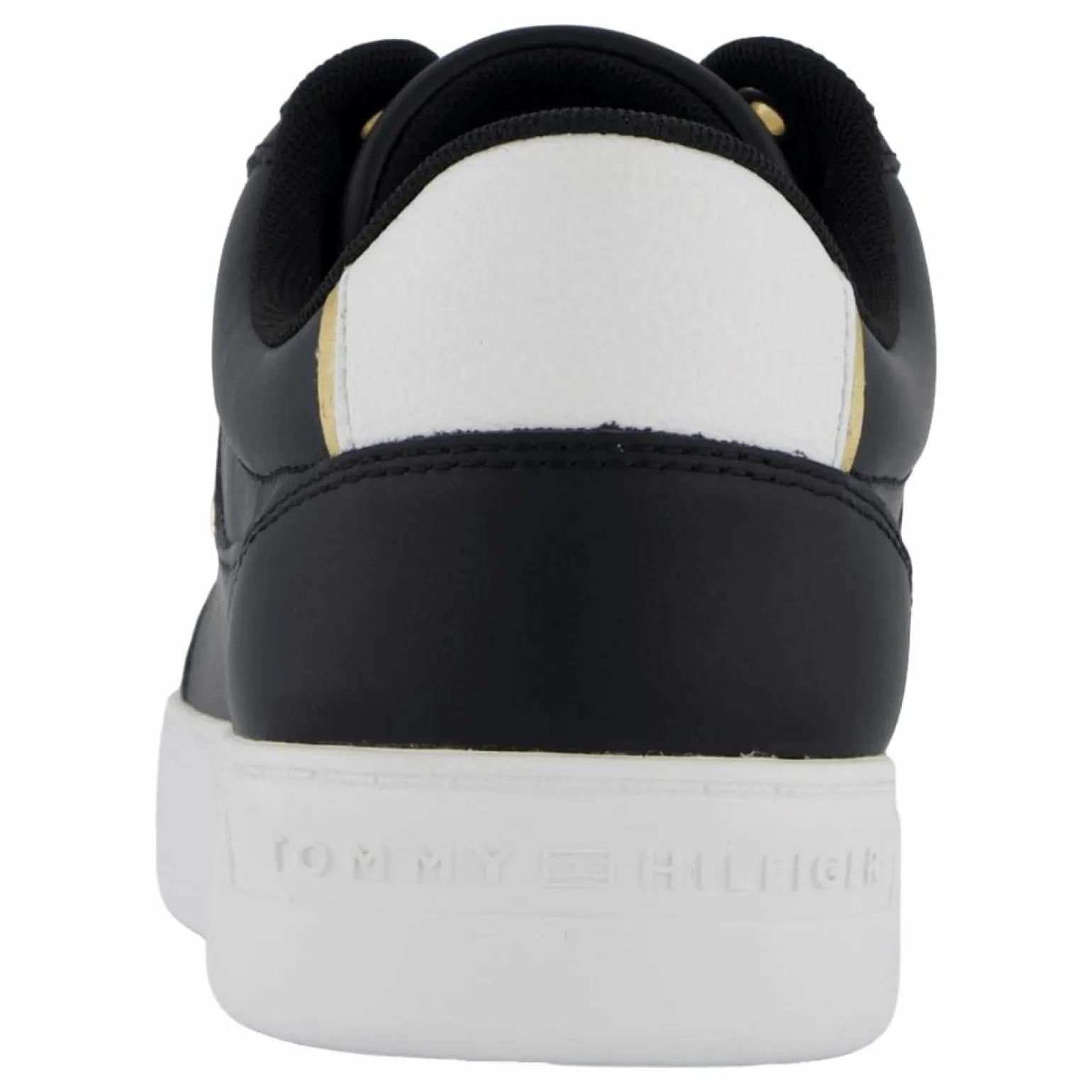 Essential Chic Court Sneaker Black
