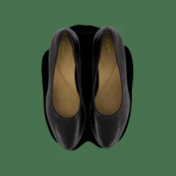 Freva55 Court Black Leather