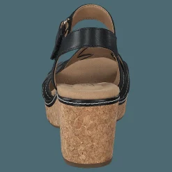 Giselle Coast Black