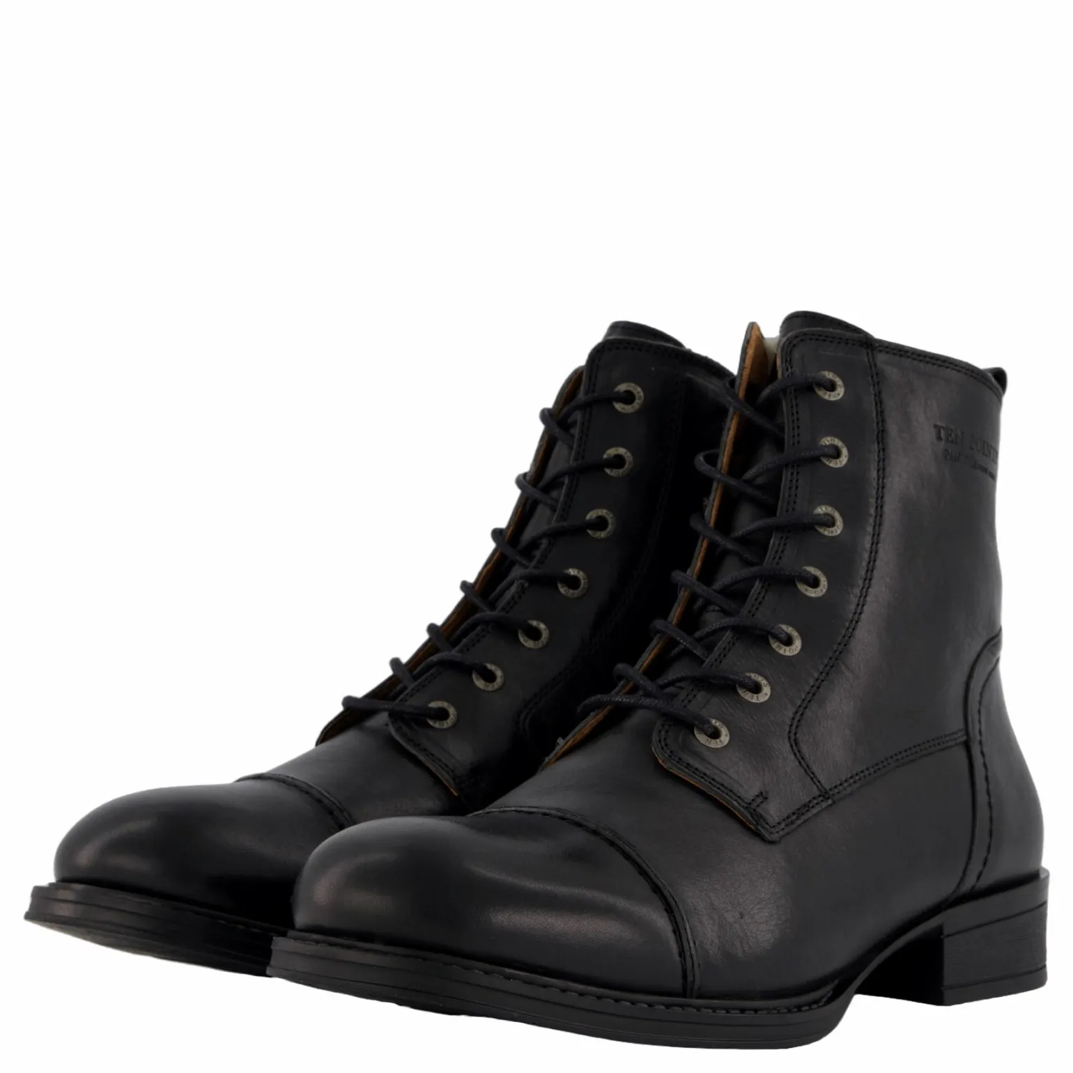 Pandora Boot