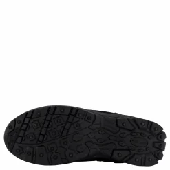 Pinner M Studs Black