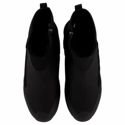 Pinner M Studs Black