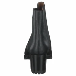 Sable Tractor Black