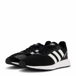 Swift Run Rf Core Black/ftwr White/core Bla