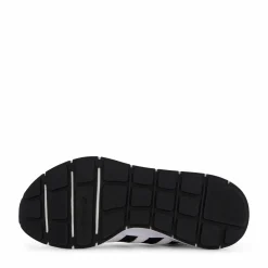 Swift Run Rf Ftwr White/core Black/ftwr Whi
