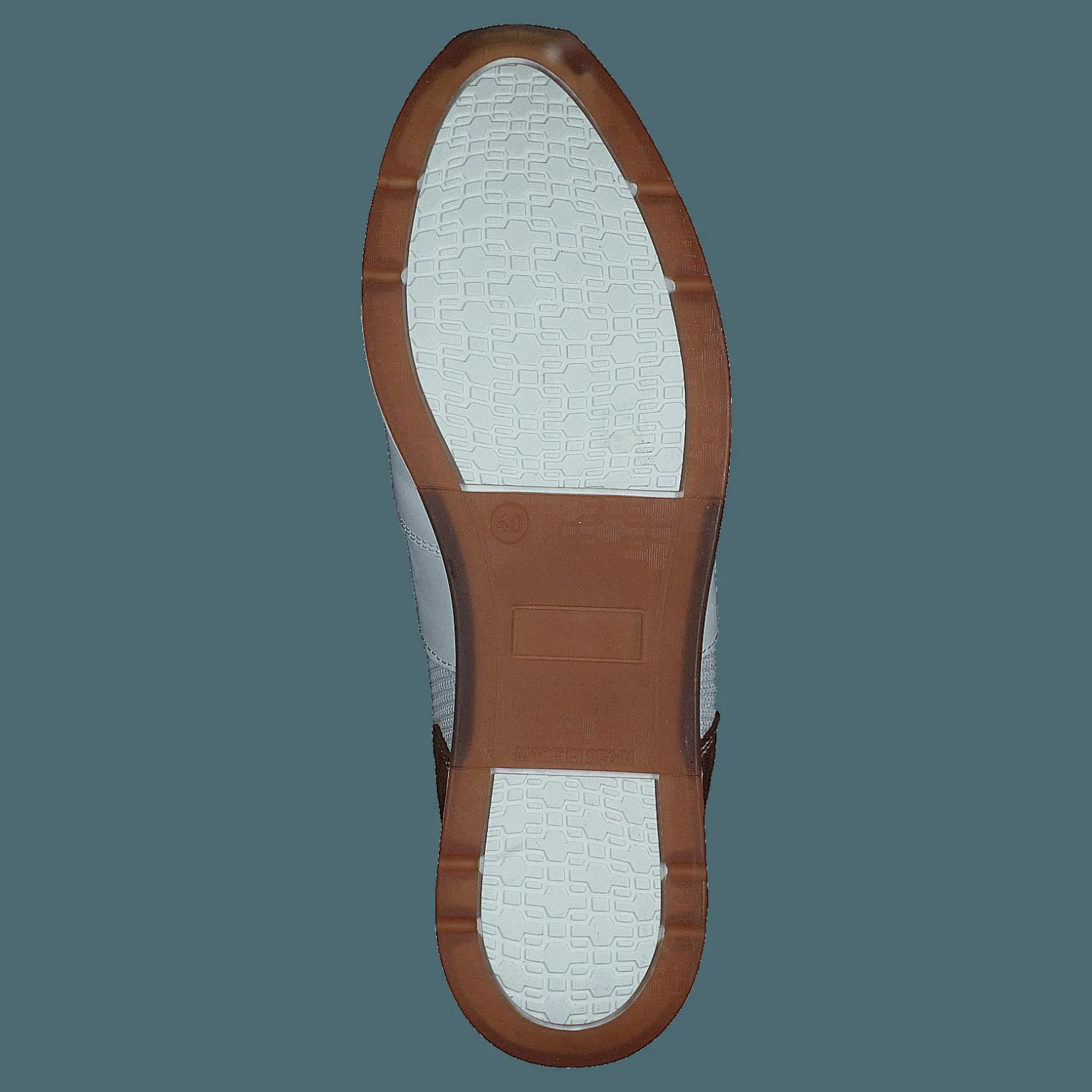 Thea Camel