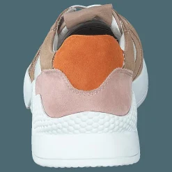 Tova Camel