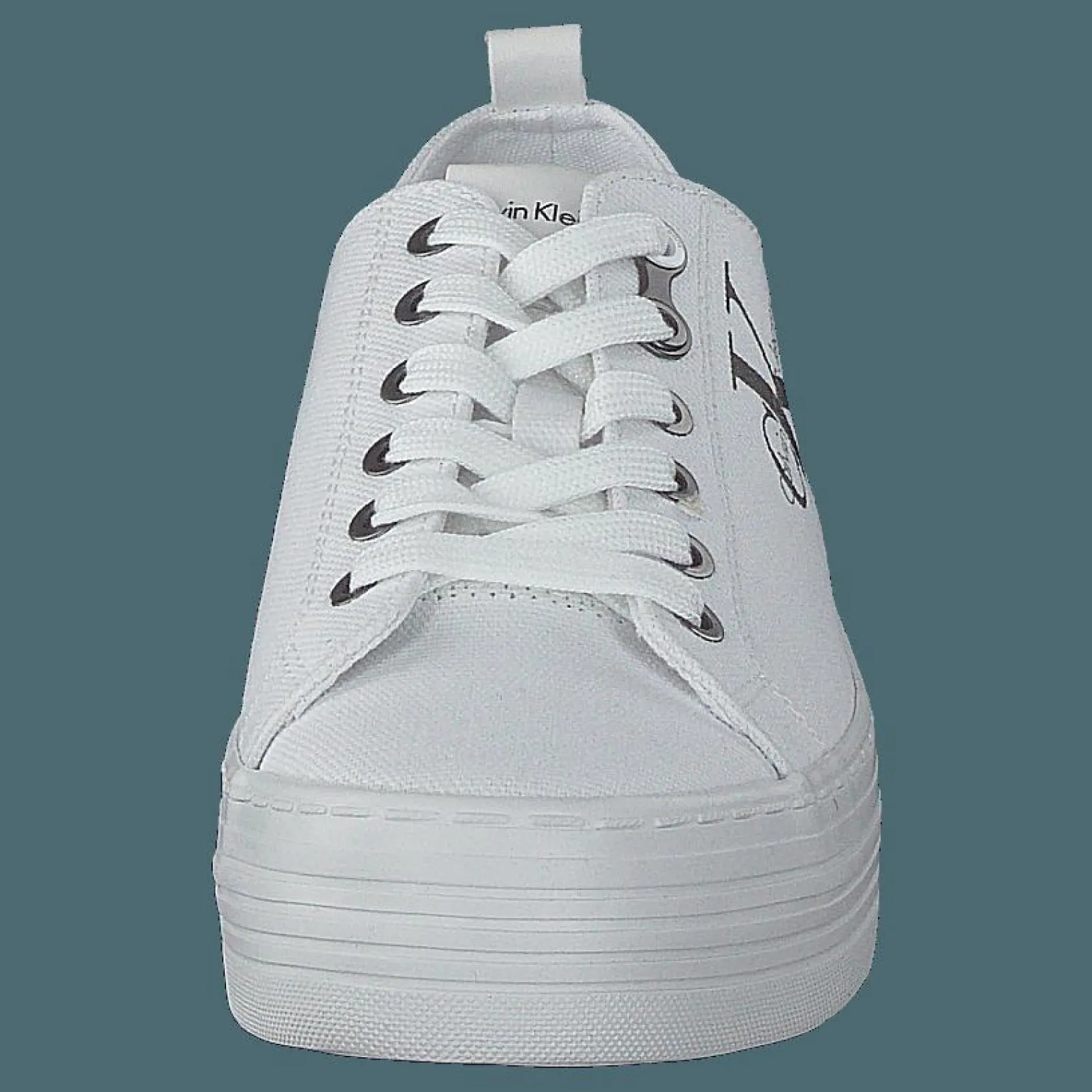 Zolah White